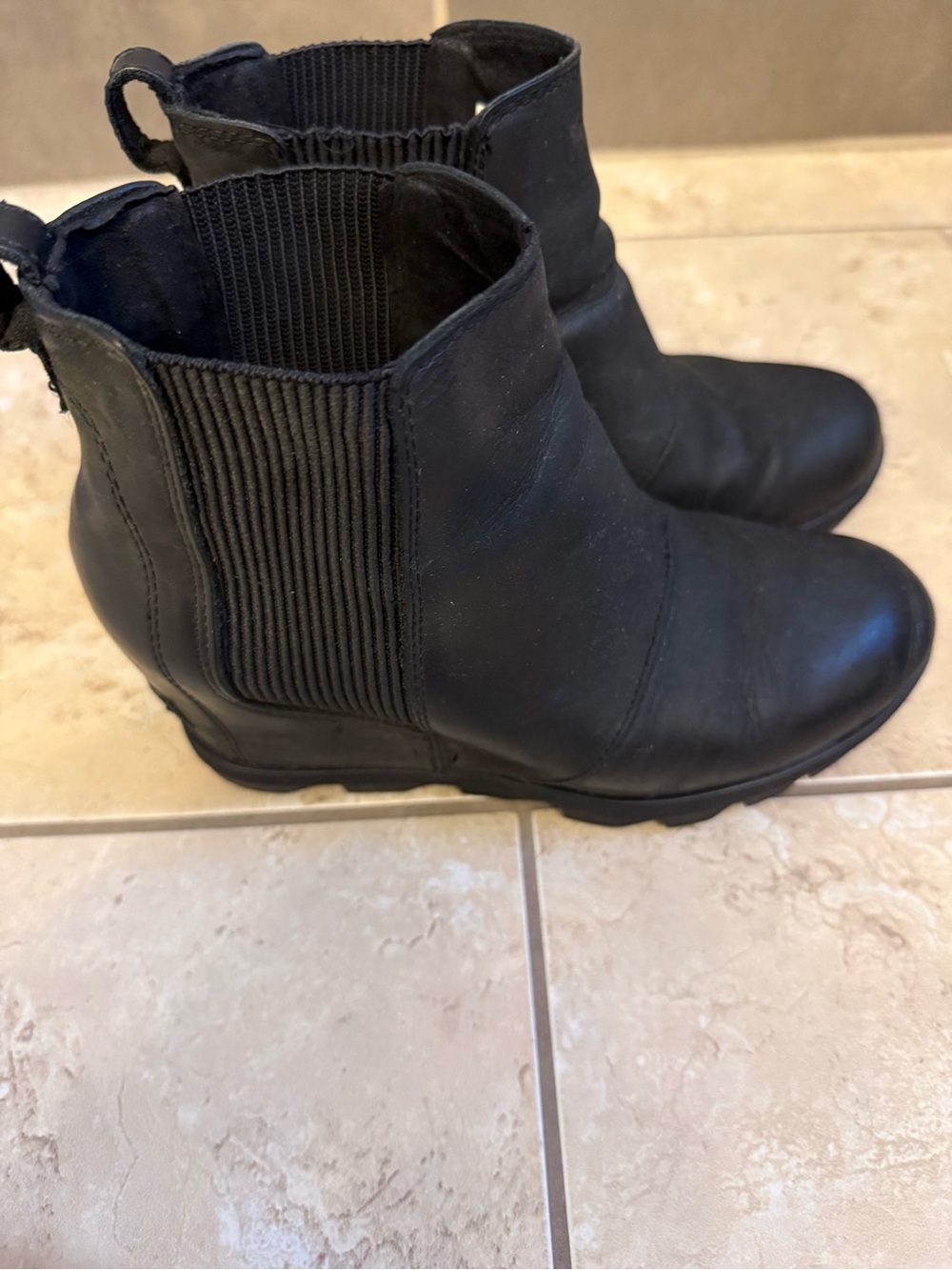 Sorel Size 7 Black Leather Chelsea Ankle Boots
